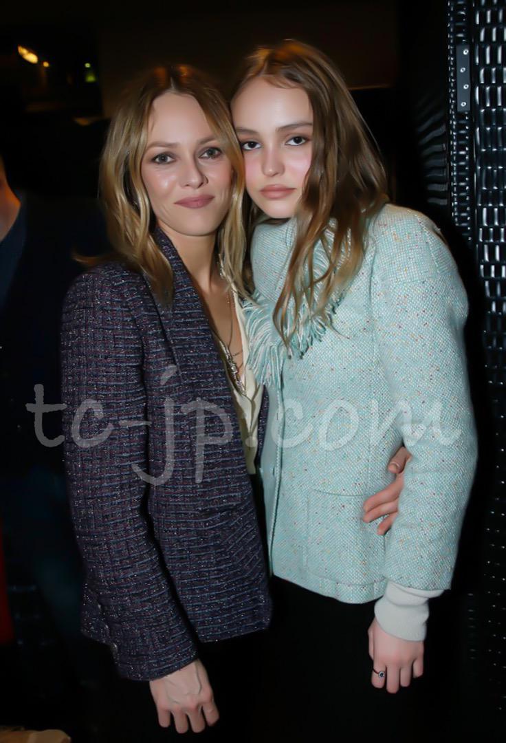 CHANEL 00A Vintage Yellow Beige Gold Gray Wool Zipper Jacket with Scarf 38 40 シャネル ヴィンテージ イエローベージュ ゴールド グレー ジッパー ウール ツイード ジャケット 即発