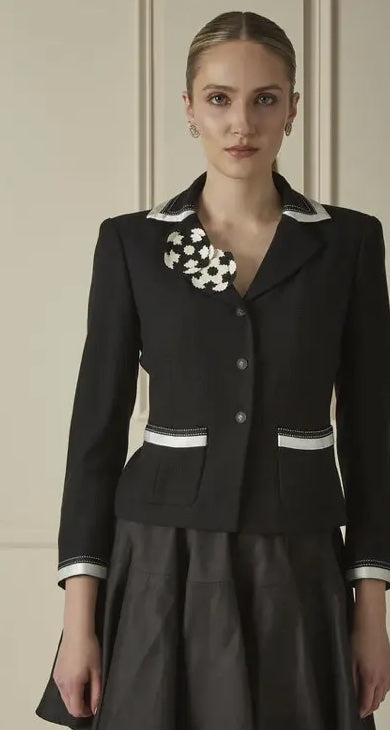 CHANEL 03S Black Silver White Trim Wool Silk Blazer Jacket 34 46 シャネル ブラック シルバー ホワイト トリム ウール シルク ブレザー ジャケット 即発