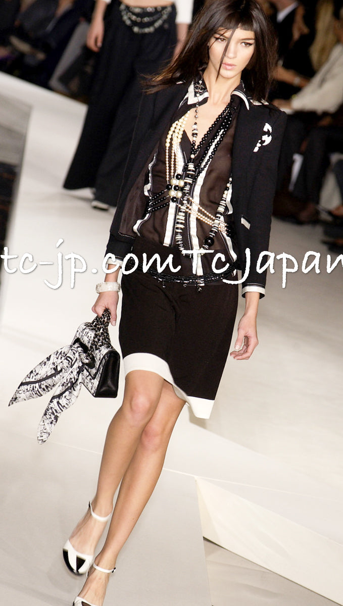 CHANEL 03S Black Silver White Trim Wool Silk Blazer Jacket 34 46 シャネル ブラック シルバー ホワイト トリム ウール シルク ブレザー ジャケット 即発