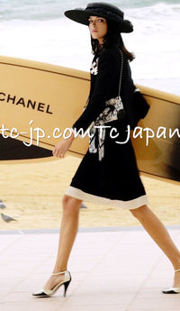 CHANEL 03S Black Silver White Trim Wool Silk Blazer Jacket 34 46 シャネル ブラック シルバー ホワイト トリム ウール シルク ブレザー ジャケット 即発