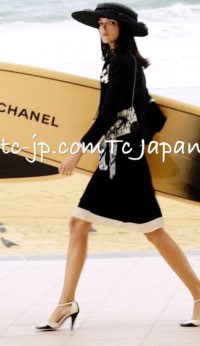 CHANEL 03S Black Silver White Trim Wool Silk Blazer Jacket 34 46 シャネル ブラック シルバー ホワイト トリム ウール シルク ブレザー ジャケット 即発