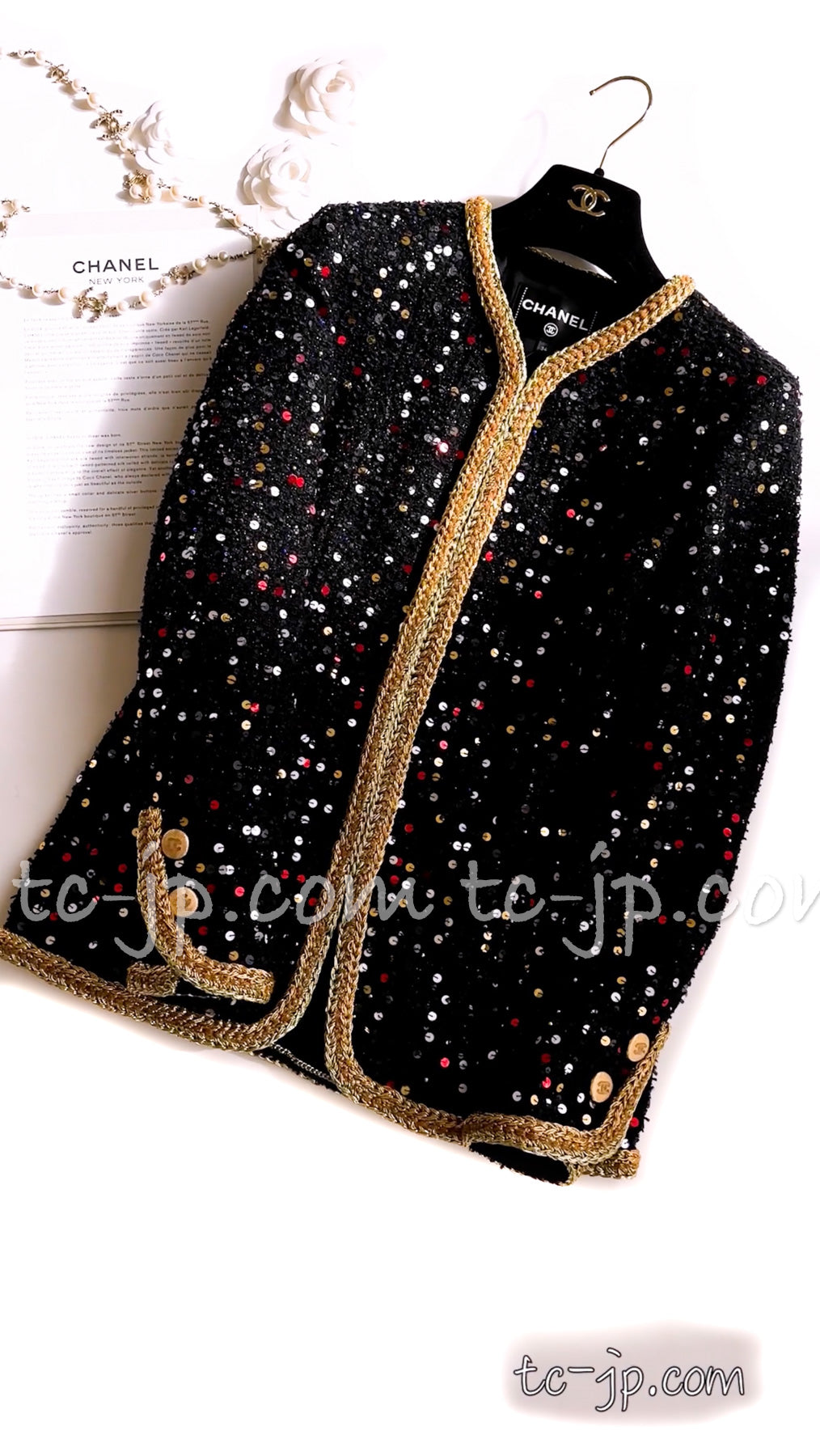 CHANEL 22S Black Sequined Gold Trim Tweed Jacket 36 38 シャネル ブラック スパンコール ゴールド トリム ジャケット 即発