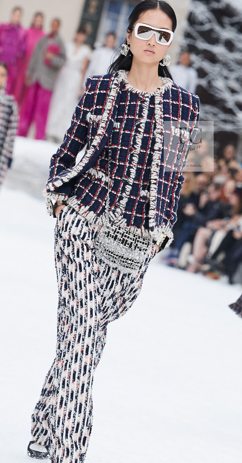 CHANEL 19A Navy Red Ivory Collarless Wool Tweed Jacket 34 36 シャネル ネイビー レッド アイボリー ノーカラー ウール ツイード ジャケット 即発