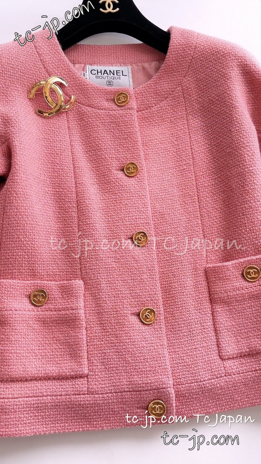 CHANEL 91A Vintage Baby Pink Wool Gold CC Logo Button Tweed Jacket 36 38 シャネル ヴィンテージ ベビーピンク ウール ゴールド CC ココロゴボタン ジャケット 即発 - TC JAPAN