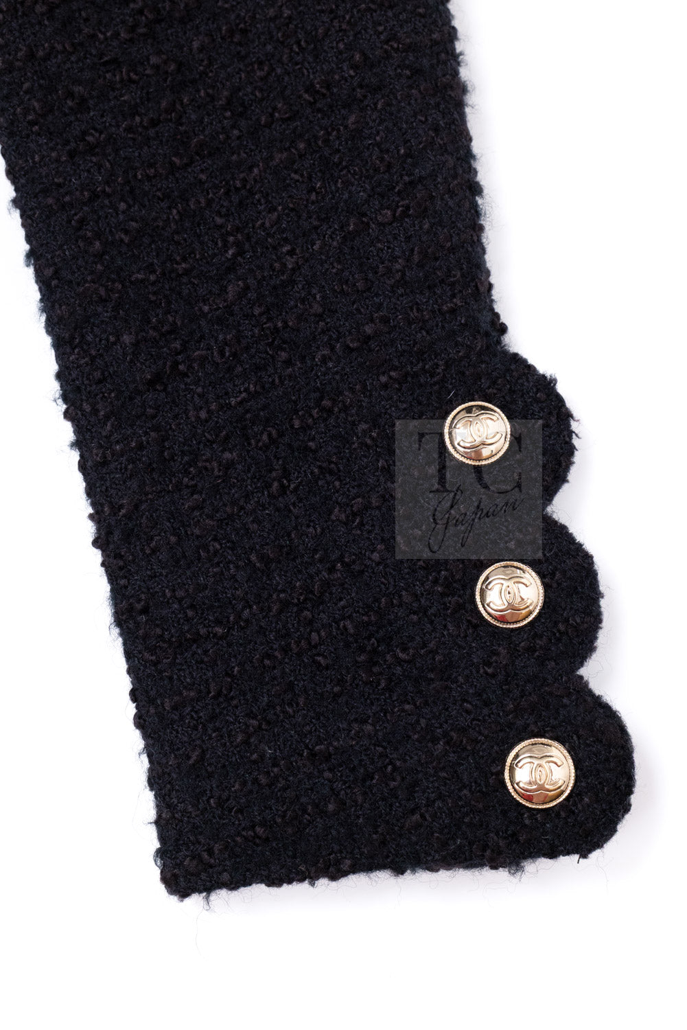 CHANEL Jacket 20A Black Unique Cut Wool Tweed CC Logo Button 34 36 4