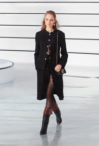 CHANEL Jacket 20A Black Unique Cut Wool Tweed CC Logo Button 34 36 20