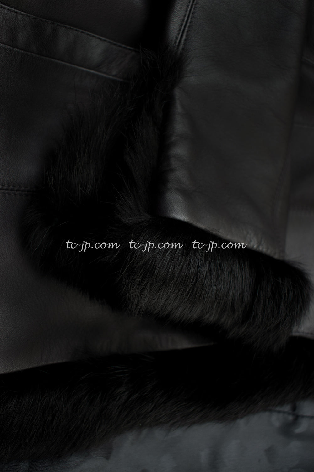 CHANEL 02A Charcoal Gray Brown Black Lambskin Leather Rabbit Fur Jacket 34 シャネル チャコールグレー ラムスキン レザー ラビットファー チャコールグレー ブラウン ブラック ジャケット 即発