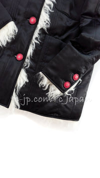 CHANEL 17B Black Silk Ivory Fantasy Fur Jacket Coat 48 シャネル ブラック シルク アイボリー ファー ジャケット コート 即発