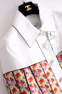 CHANEL 16S White Multicolor Floral Print CC Logo Jacket 34 36 シャネル ホワイト マルチカラー フラワー プリント CC ロゴ ジャケット 即発