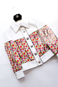 CHANEL 16S White Multicolor Floral Print CC Logo Jacket 34 36 シャネル ホワイト マルチカラー フラワー プリント CC ロゴ ジャケット 即発