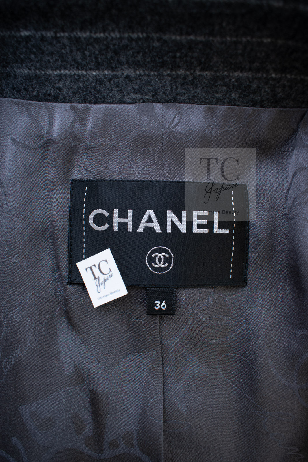 CHANEL 18PF Charcoal Gray Striped Wool Coat 36 シャネル チャコール グレー ストライプ ウール コート 即発