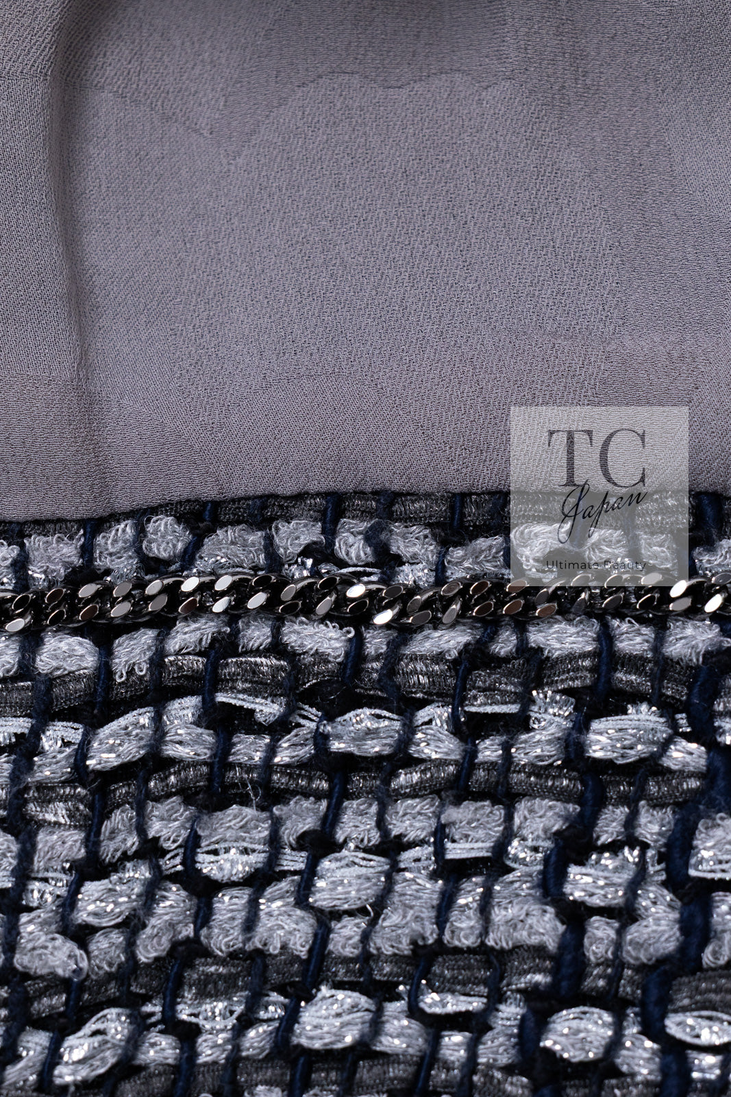 CHANEL 19PS Gray Silver Navy Blue Mix Tweed Jacket Skirt Suit 38 シャネル グレー シルバー ネイビー ブルー ミックス ツイード ジャケット スカート スーツ 即発