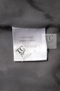 CHANEL 19PS Gray Silver Navy Blue Mix Tweed Jacket Skirt Suit 38 シャネル グレー シルバー ネイビー ブルー ミックス ツイード ジャケット スカート スーツ 即発