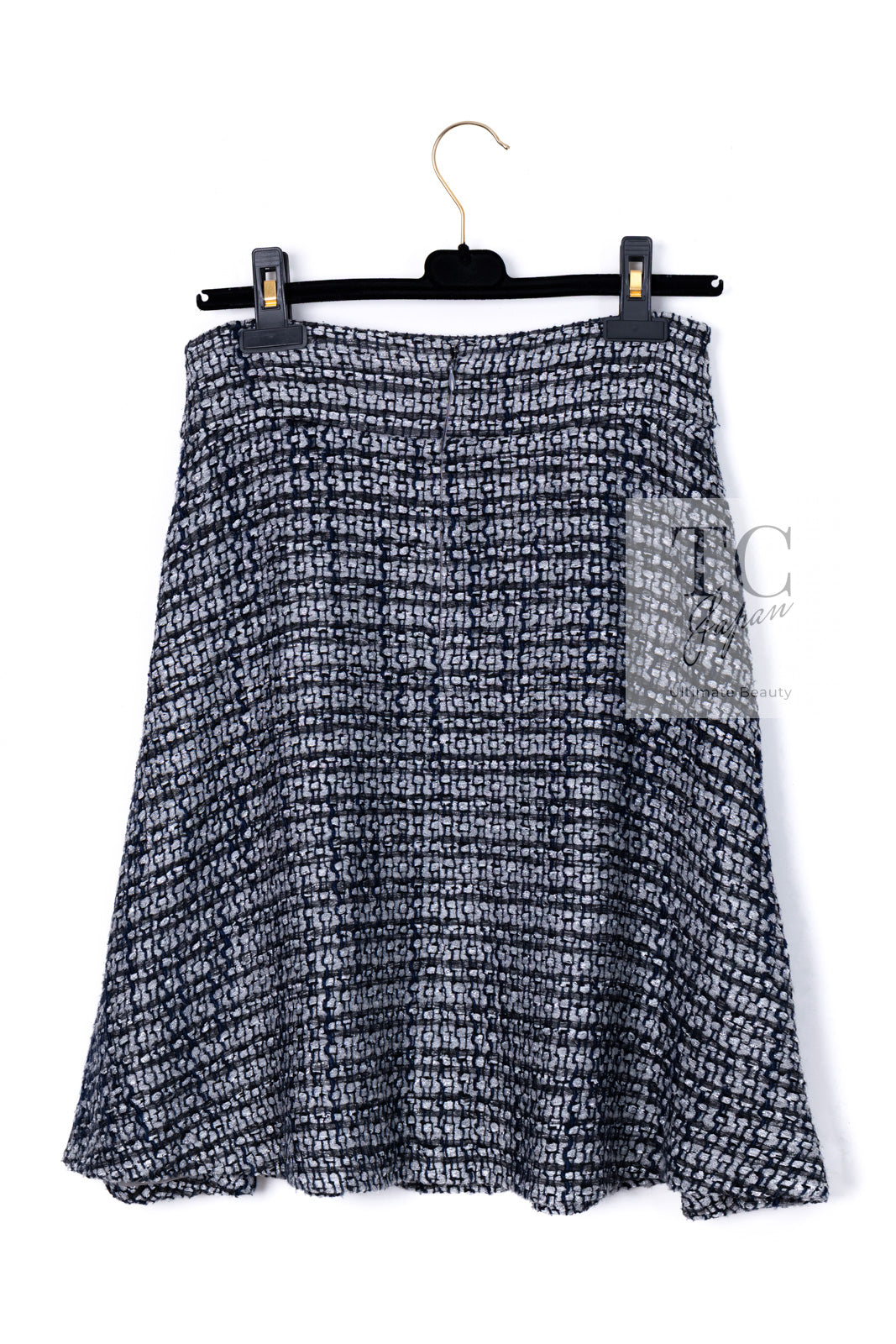 CHANEL 19PS Gray Silver Navy Blue Mix Tweed Jacket Skirt Suit 38 シャネル グレー シルバー ネイビー ブルー ミックス ツイード ジャケット スカート スーツ 即発
