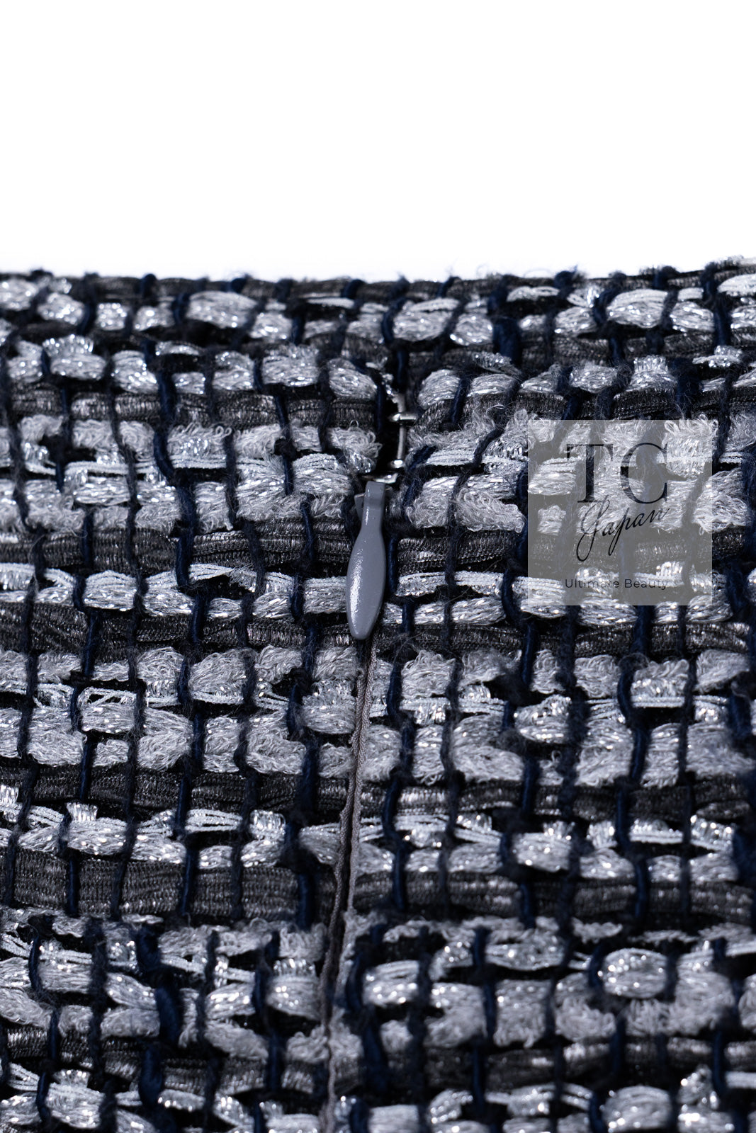 CHANEL 19PS Gray Silver Navy Blue Mix Tweed Jacket Skirt Suit 38 シャネル グレー シルバー ネイビー ブルー ミックス ツイード ジャケット スカート スーツ 即発