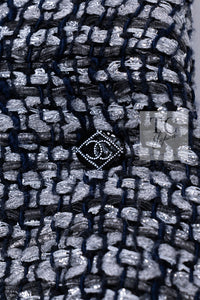 CHANEL 19PS Gray Silver Navy Blue Mix Tweed Jacket Skirt Suit 38 シャネル グレー シルバー ネイビー ブルー ミックス ツイード ジャケット スカート スーツ 即発