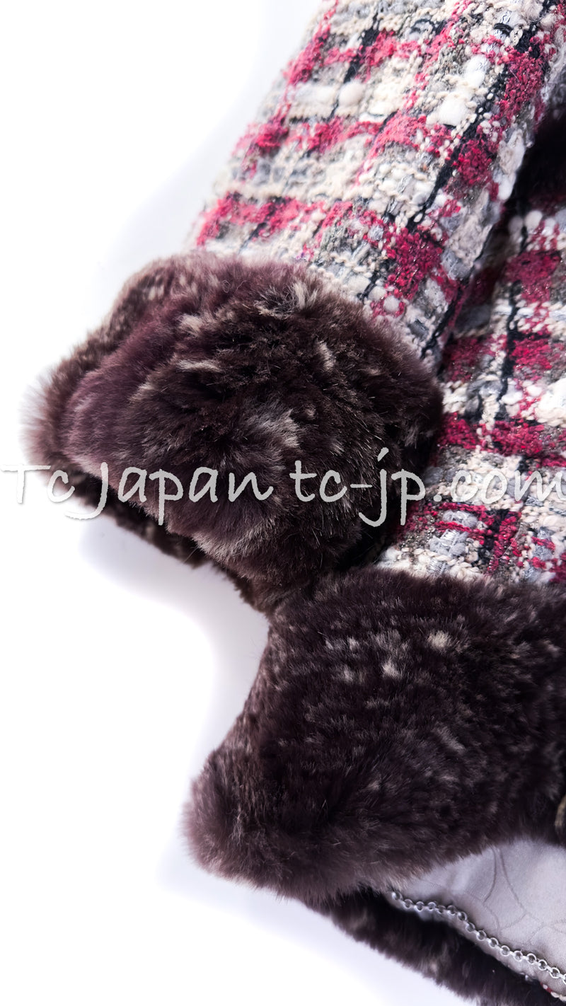 CHANEL 05A Rabbit Fur Trim Raspberry Brown Tweed Jacket Skirt Suit 38 シャネル ラビット・ファートリム・ラズベリー・ブラウン・ツイード・ジャケット・スカート・スーツ 即発