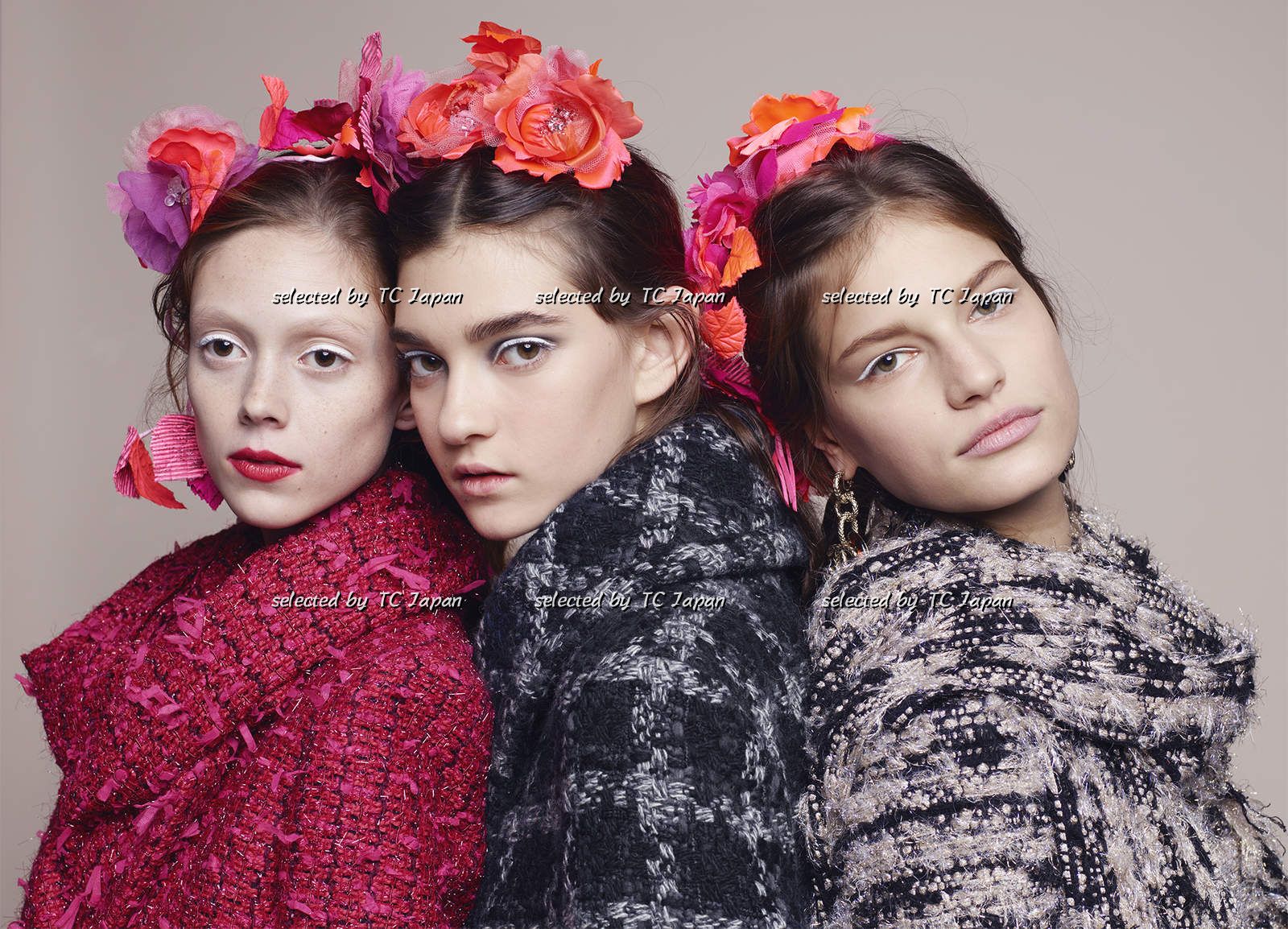 CHANEL 17PF Magenta Red Pink Fringe Trim Fantasy Tweed Jacket 40 シャネル マジェンダ レッド ピンク フリンジ トリム ファンタジー ツイード ジャケット 即発