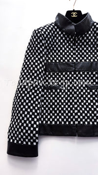 CHANEL 17B Black White LambSkin Leather Stand Collar Check Tweed Jacket 34 19