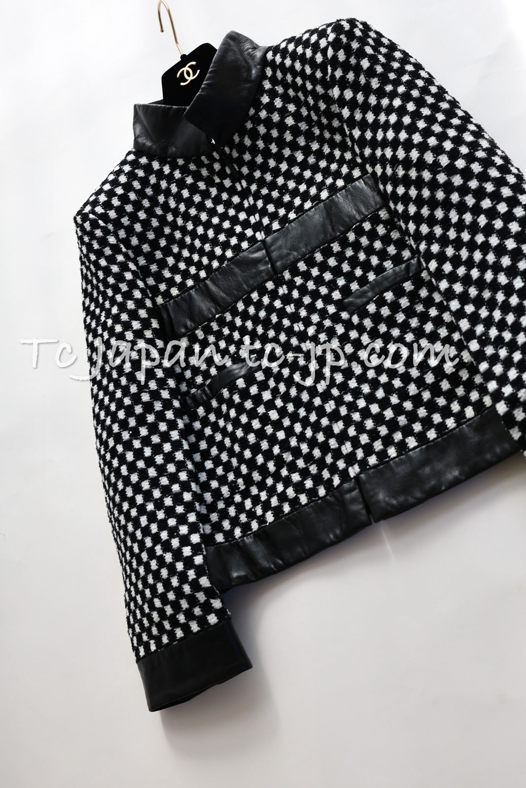 シャネル ジャケット CHANEL 17B ブラック ホワイト チェック レザー 襟 ツイード ラムスキン スタンドカラー 34
