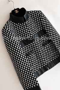 CHANEL 17B Black White LambSkin Leather Stand Collar Check Tweed Jacket 34 3