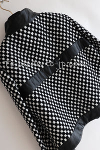 CHANEL 17B Black White LambSkin Leather Stand Collar Check Tweed Jacket 34 16