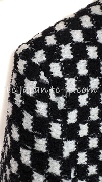 CHANEL 17B Black White LambSkin Leather Stand Collar Check Tweed Jacket 34 8
