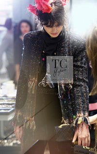 CHANEL 17PF Black Red Blue Mix Fantasy Tweed Jacket 34 ブラック レッド ブルー ミックス ファンタジー ツイード ジャケット 即発