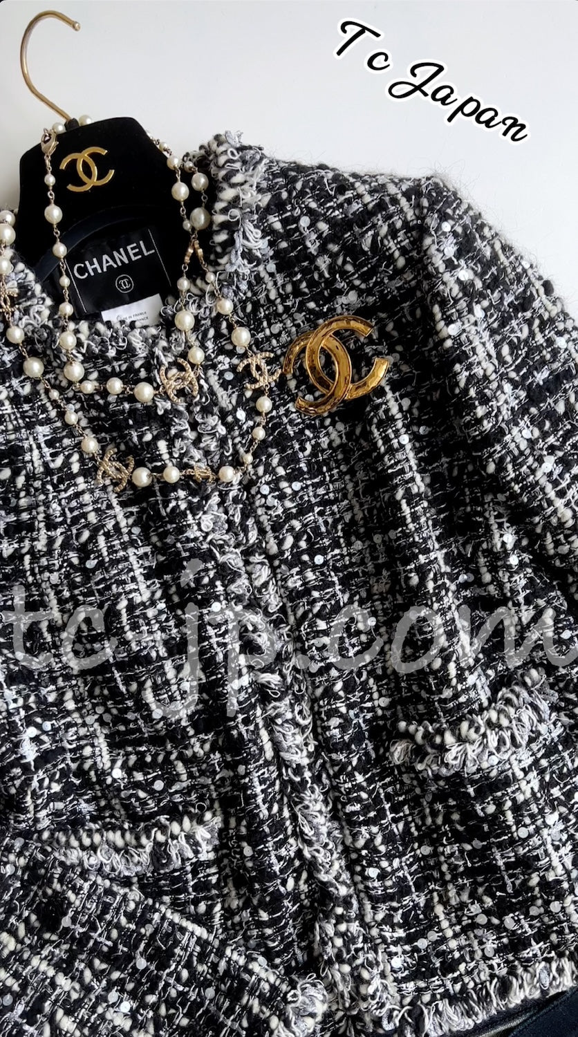CHANEL 03A White Black Mixed Lesage Sequin Tweed Jacket 38 シャネル ホワイト ブラック ミックス ルサージュ スパンコール ツイード ジャケット 即発