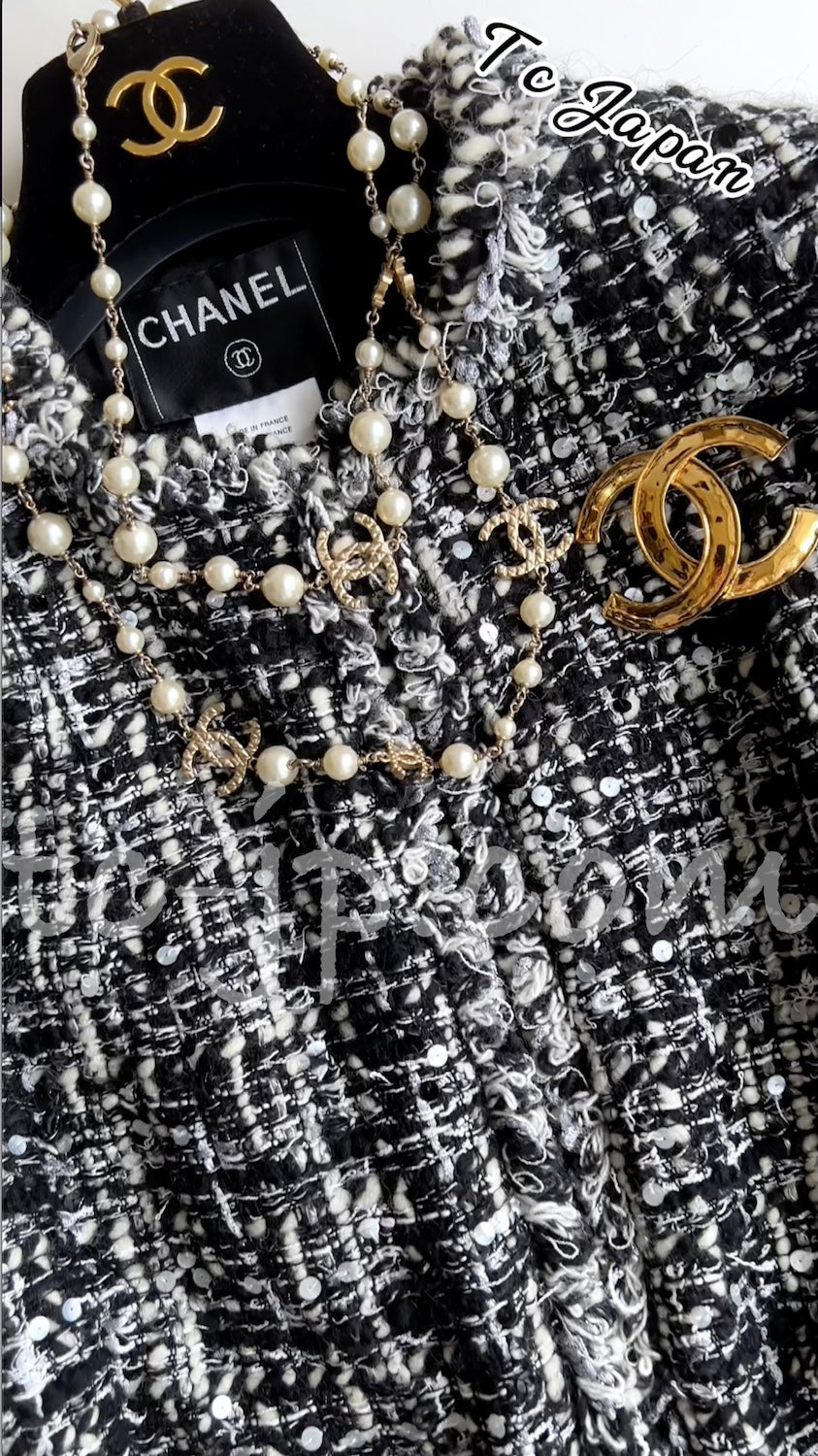 CHANEL 03A White Black Mixed Lesage Sequin Tweed Jacket 38 シャネル ホワイト ブラック ミックス ルサージュ スパンコール ツイード ジャケット 即発