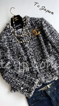 CHANEL 03A White Black Mixed Lesage Sequin Tweed Jacket 38 シャネル ホワイト ブラック ミックス ルサージュ スパンコール ツイード ジャケット 即発