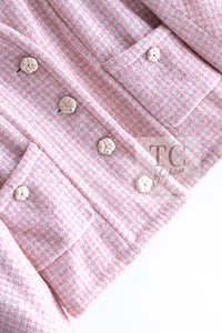 CHANEL 09C Pink Wool Silk Alpaca Silk Stand Collar Camellia Buttons Jacket 38 シャネル ピンク ウール アルパカ シルク スタンド カラー カメリア ボタン ジャケット 即発
