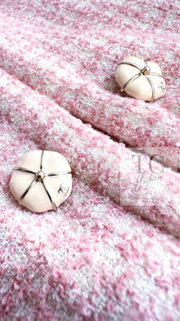 CHANEL 09C Pink Wool Silk Alpaca Silk Stand Collar Camellia Buttons Jacket 38 シャネル ピンク ウール アルパカ シルク スタンド カラー カメリア ボタン ジャケット 即発