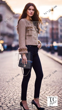 CHANEL 13C Gold Silk Fringe Collarless Tweed Jacket Skirt Suit 38 シャネル ゴールド シルク フリンジ ノーカラー ツイード ジャケット スカート スーツ 即発 - TC JAPAN