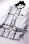 CHANEL 13S White Gray Pearl Trim Cotton Jacket Skirt Suit 40 42 シャネル ホワイト グレー パール トリミング コットン ジャケット スカート スーツ 即発