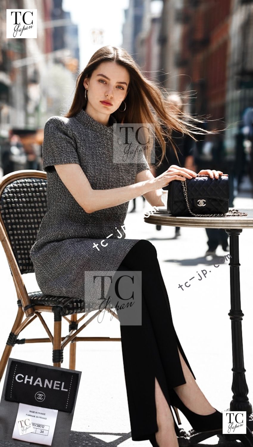 CHANEL 15S Grey Stand-Collar Jacket Coat