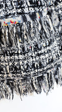 CHANEL 04S Ivory Black Fringed Tweed Cardigan Jacket 34 シャネル アイボリー ブラック フリンジ ツイード カーディガン ジャケット 即発
