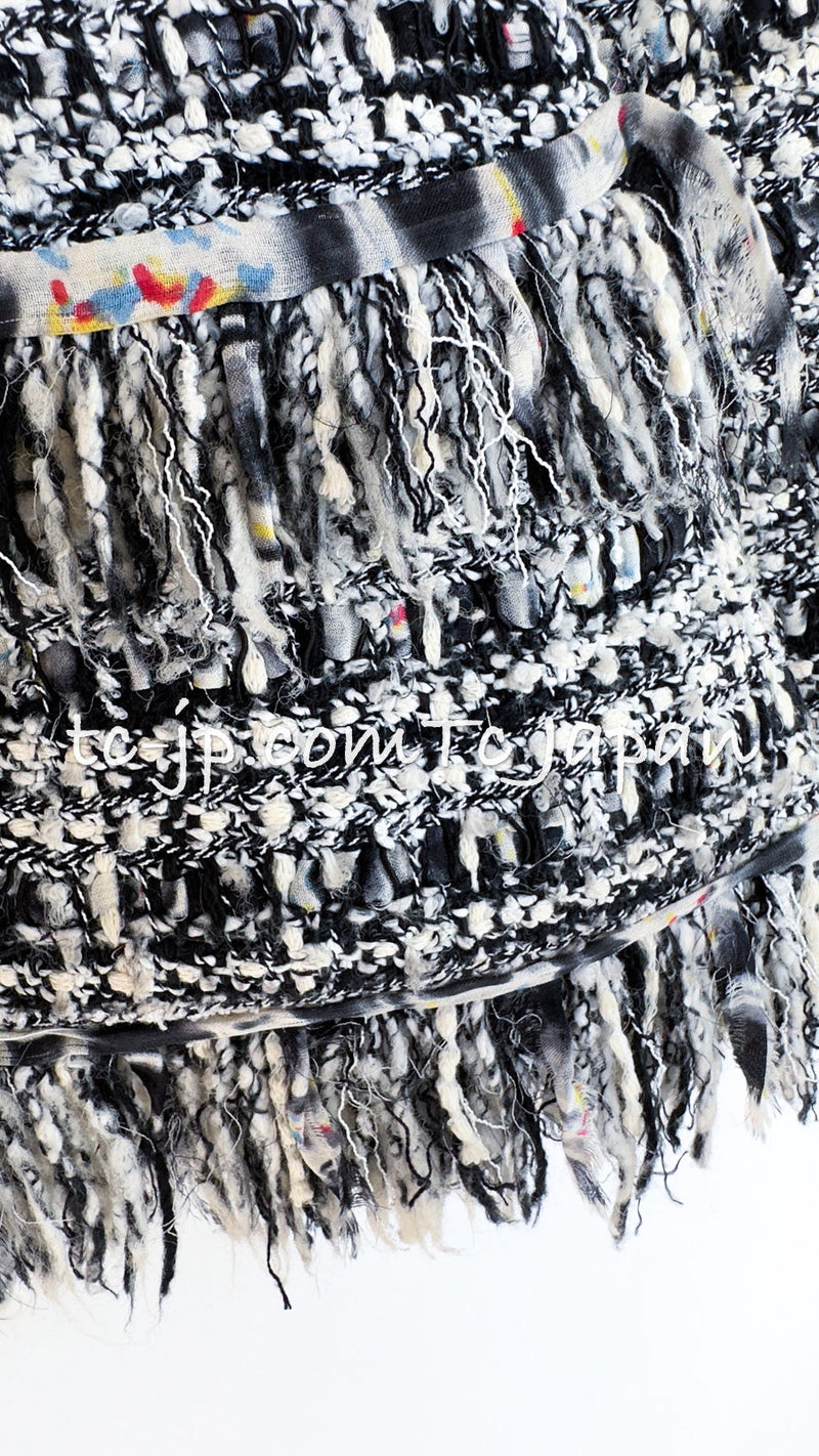 CHANEL 04S Ivory Black Fringed Tweed Cardigan Jacket 34 シャネル アイボリー ブラック フリンジ ツイード カーディガン ジャケット 即発