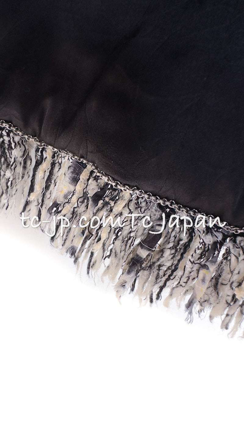 CHANEL 04S Ivory Black Fringed Tweed Cardigan Jacket 34 シャネル アイボリー ブラック フリンジ ツイード カーディガン ジャケット 即発