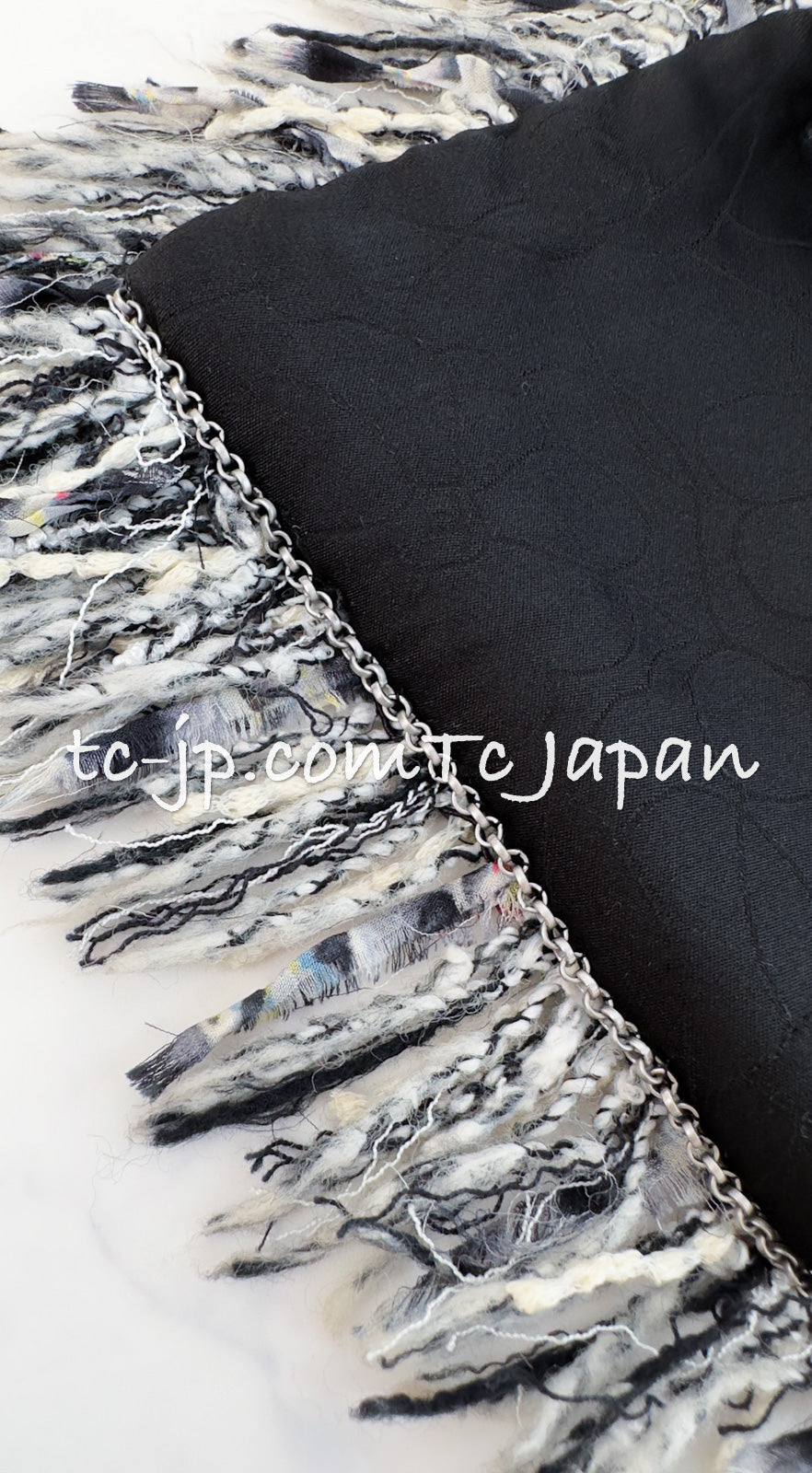 CHANEL 04S Ivory Black Fringed Tweed Cardigan Jacket 34 シャネル アイボリー ブラック フリンジ ツイード カーディガン ジャケット 即発