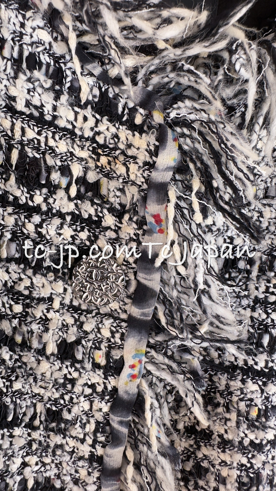CHANEL 04S Ivory Black Fringed Tweed Cardigan Jacket 34 シャネル アイボリー ブラック フリンジ ツイード カーディガン ジャケット 即発