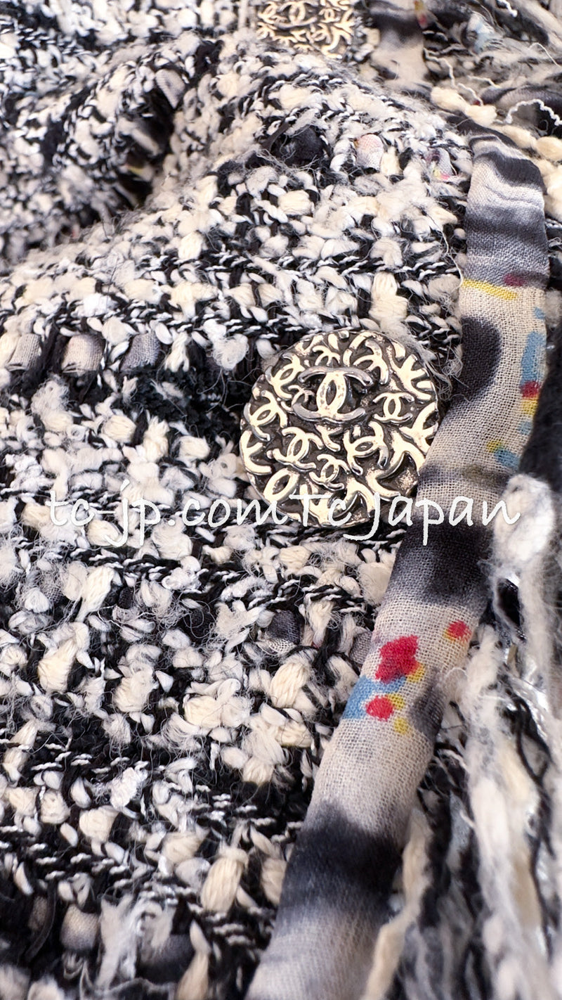 CHANEL 04S Ivory Black Fringed Tweed Cardigan Jacket 34 シャネル アイボリー ブラック フリンジ ツイード カーディガン ジャケット 即発