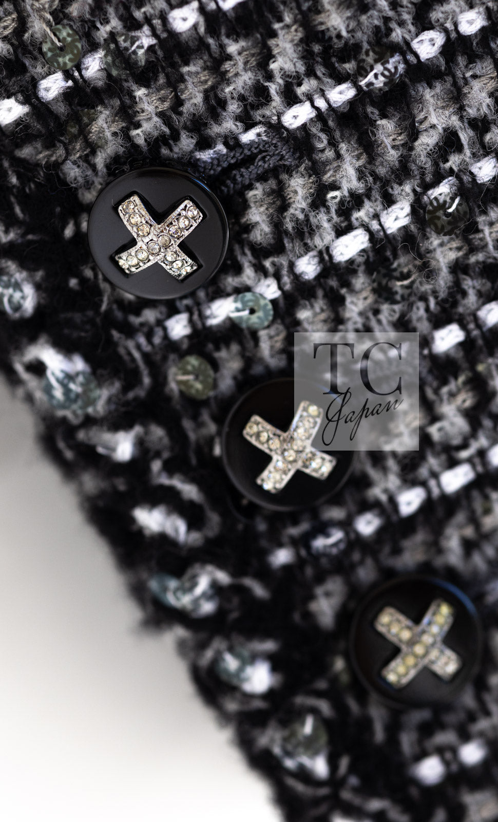 CHANEL 06A Gray Sequin Tweed Jacket 38 シャネル グレー スパンコール ツイード ジャケット 即発 - TC JAPAN