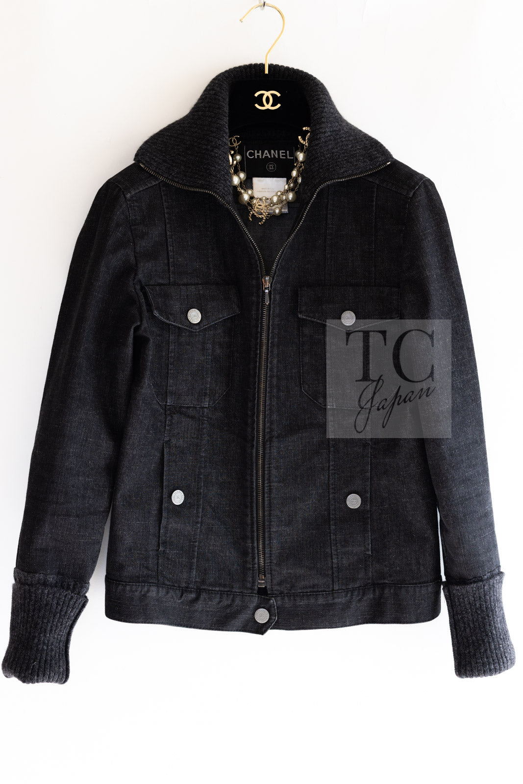CHANEL 03A Dark Gray Cotton Denim KATE MOSS Knit Collar Front Zipper Jacket 38 シャネル ダーク グレー コットン デニム ニット 襟 フロント ジッパー ジャケット 即発