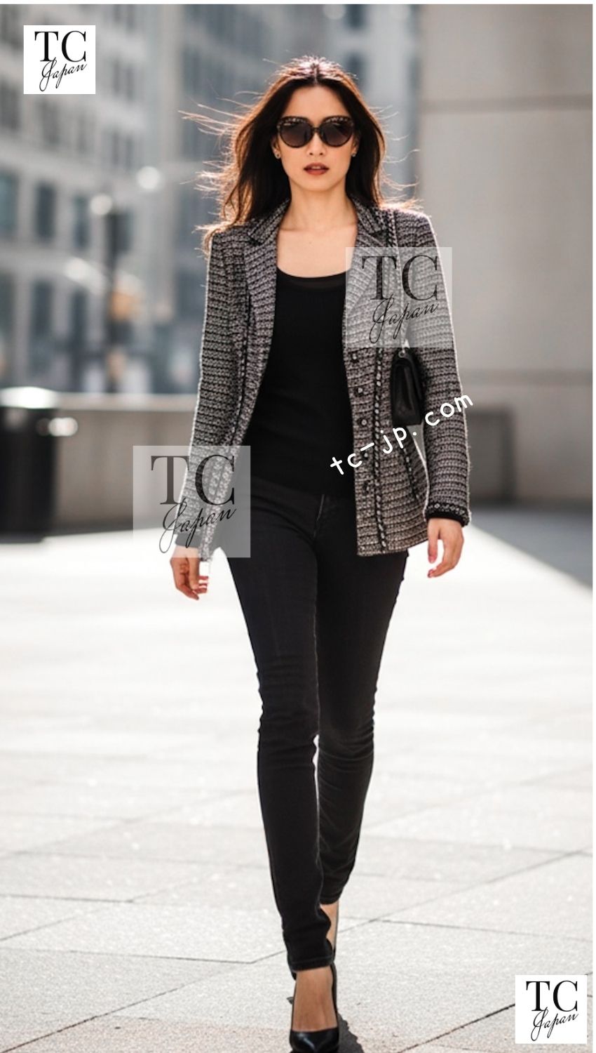 CHANEL 06A Gray Sequin Tweed Jacket 38 シャネル グレー スパンコール ツイード ジャケット 即発