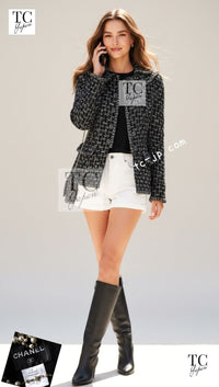 CHANEL 13B Black Gray Peter Pan Collar Wool Tweed Jacket 36 38 シャネル ブラック グレー ピーターパン襟 ウール ツイード ジャケット 即発