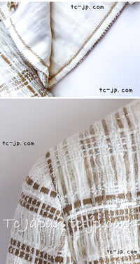 CHANEL 15C White Beige Dubai Lesage Tweed Collarless Jacket CC Gripoix Button 36 38 シャネル ホワイト ベージュ ルサージュ ツイード ドバイ ノーカラー ジャケット CCロゴ グリポア ボタン 即発