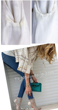 CHANEL 15C White Beige Dubai Lesage Tweed Collarless Jacket CC Gripoix Button 36 38 シャネル ホワイト ベージュ ルサージュ ツイード ドバイ ノーカラー ジャケット CCロゴ グリポア ボタン 即発