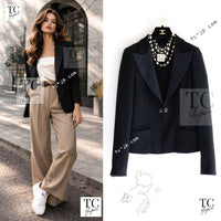 CHANEL 09C Black Wool Silk Collar Jacket Heart CC Logo Button 34 シャネル ブラック ハート ココボタン ウール シルク襟 ジャケット 即発