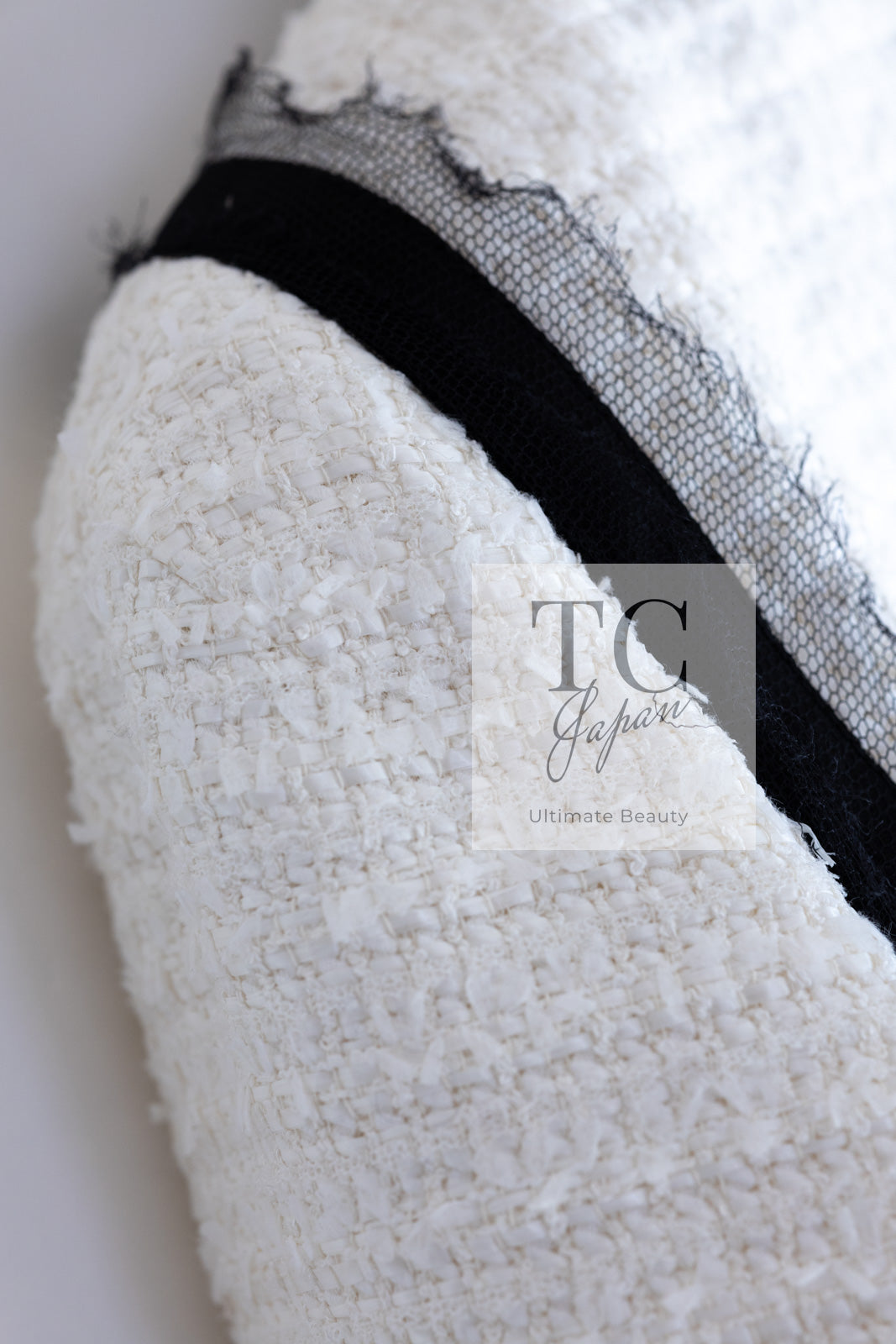 CHANEL 09S White Ivory Black Trim CC Button Jacket 40 シャネル ホワイト アイボリー ブラック トリム CC ココボタン ジャケット 即発